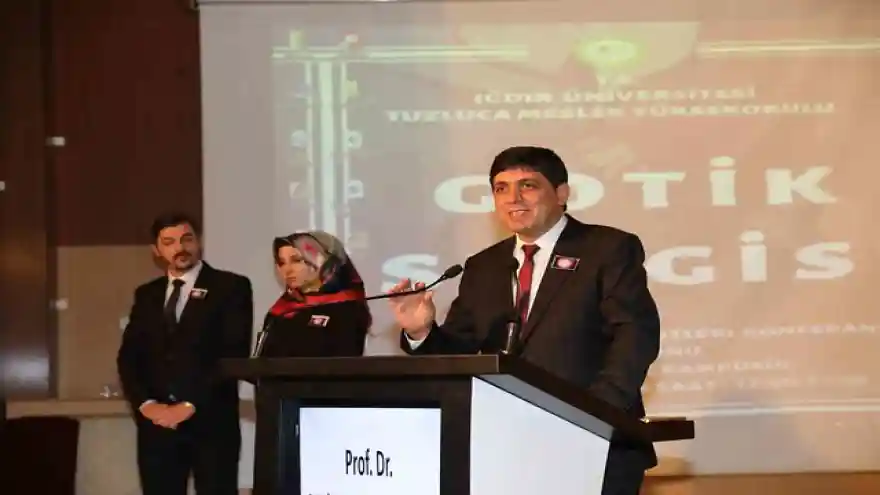 Iğdır Üniversitesinde Gotik Sergisi Düzenlendi