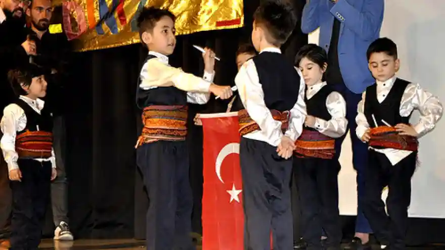 Miniklere Bar ve Mehter Eğitimi