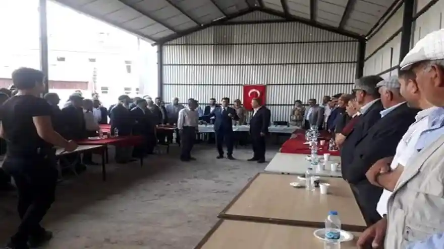 Diyadin'de 40 kişinin karıştığı taşlı sopalı kavganın ardından barış sağlandı