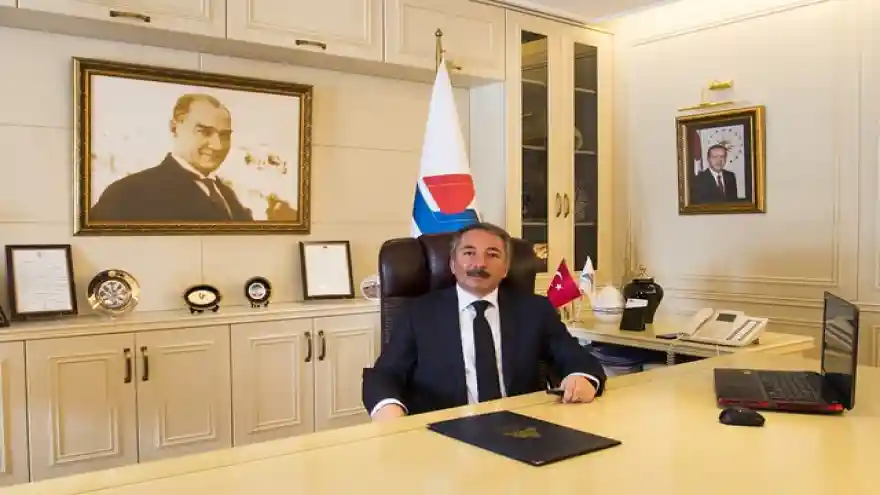 Ağrı İbrahim Çeçen Üniversitesi Rektörü Rektörü Prof. Dr. Abdulhalik Karabulut'un 30 Ağustos Zafer Bayramı'nın 97. Yıldönümü Münasebetiyle Yayınlamış Oldukları Kutlama Mesajı

 