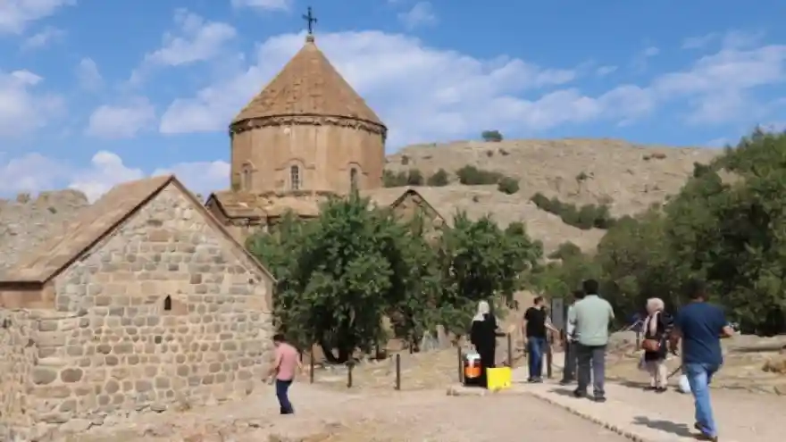 Akdamar Kilisesi yedinci ayin için hazır