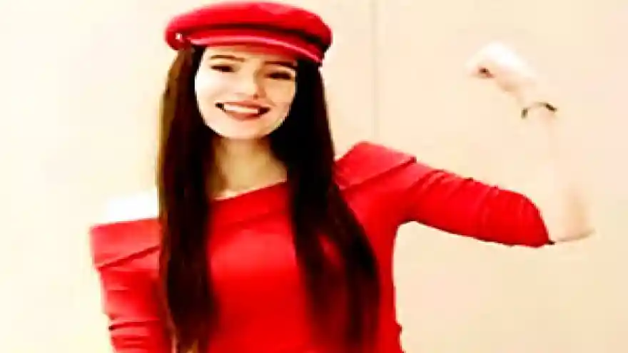 (DEMİR kADIN)Neslican Tay hayatını kaybetti