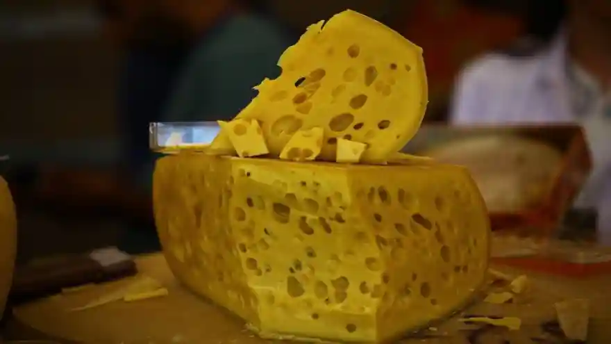 Türkiye'nin yöresel peynirleri Kars'ta buluşuyor

 