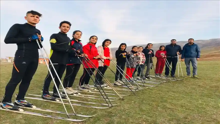 Çim Üzerinde Şampiyonaya Hazırlanıyorlar