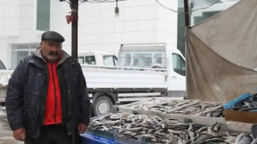 Vanlı balıkçılar da ‘Çarşı’ istiyor!  