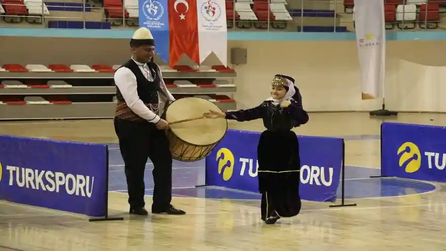Halk Oyunları İl Birinciliği Müsabakaları Yapıldı