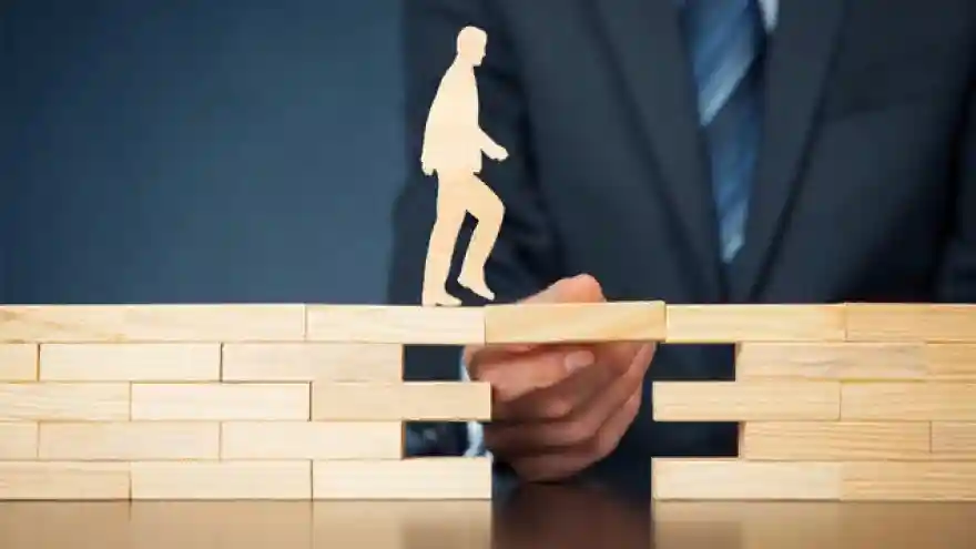 18 maddede koronavirüs sonrası işveren ve çalışan hakları!