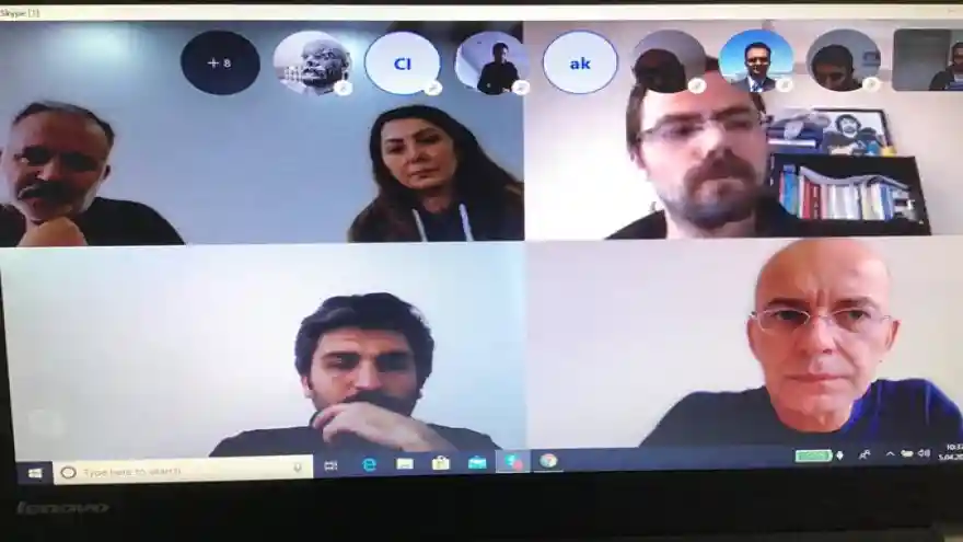 KARS  BELEDİYESİ EŞ BAŞKANLARININ  COVİD-19 VİRÜSÜ İLE MÜCADELE KONUSUNDA VİDEO KONFERANSA KATILDILA