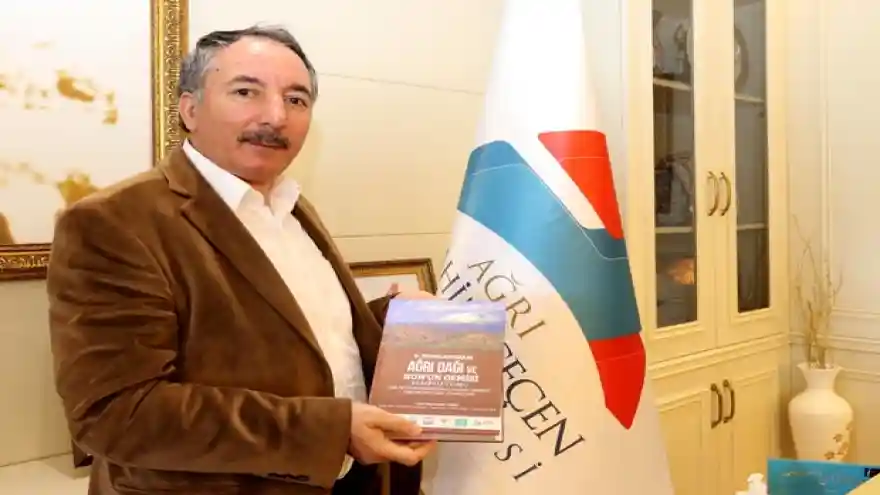 Uluslararası Ağrı Dağı ve Nuh’un Gemisi Sempozyumu’nun basılı kitabı bilim insanlarının hizmetine su