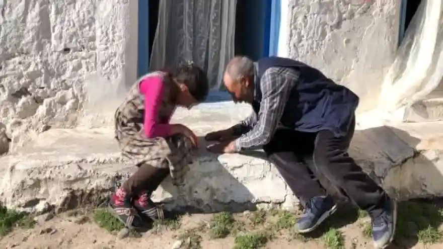 'Gök taşını izlerken gözümden rahatsızlandım'