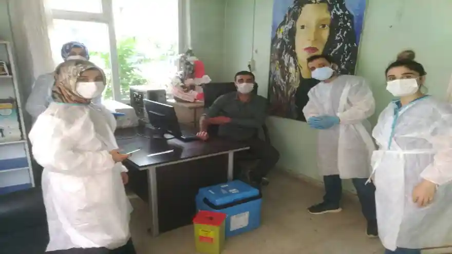 DOĞUBAYAZIT'TA KORONA VİRÜS SAPTAMINA YÖNELİK TOPLUM TARAMA ÇALIŞMASI BAŞLATILDI