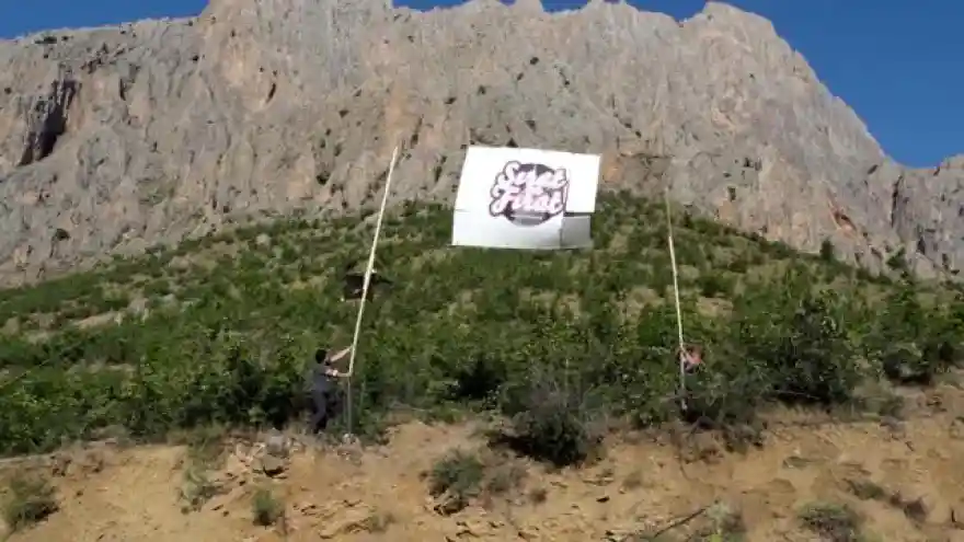  Çılgın yarasa adam hedefi 12'den vurdu