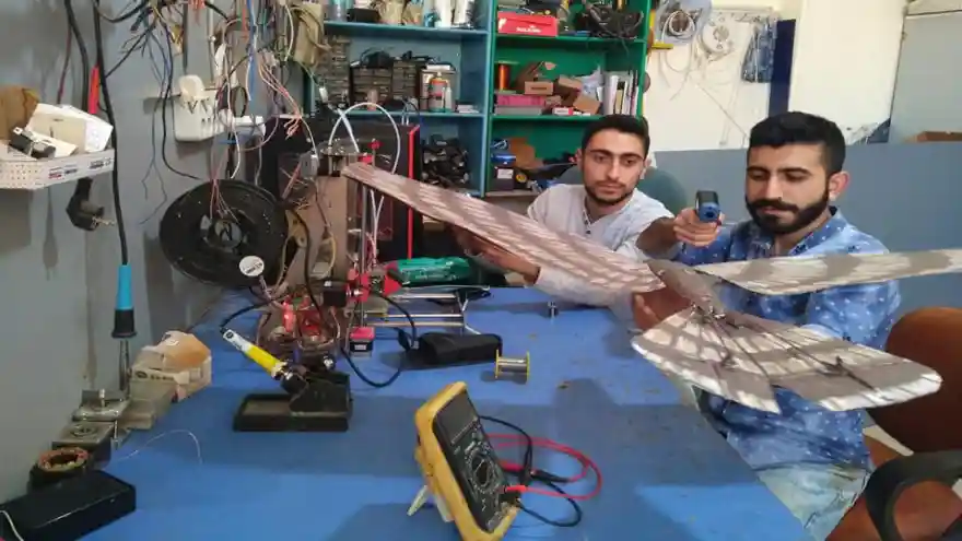 AİÇÜ Rektörü Karabulut, TEKNOFEST'te Türkiye ikincisi olan öğrencileri kutladı