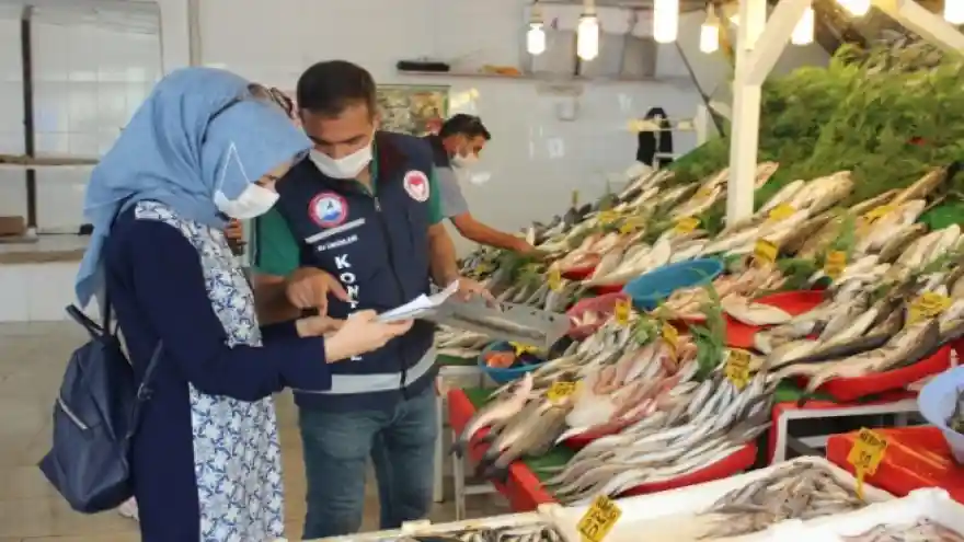 Tezgahlarda sağlıksız balık satışının önüne geçiliyor 