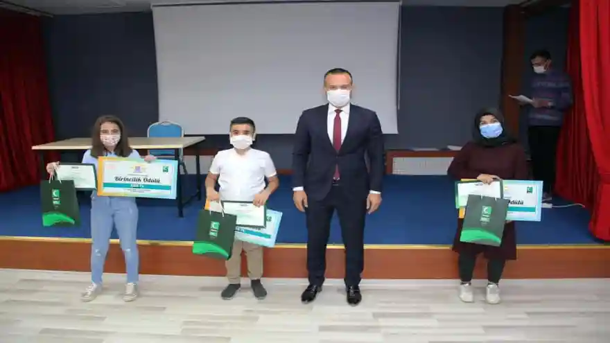 Ağrı’da “Sağlıklı Nesil Sağlıklı Gelecek” Yarışması Ödül Töreni Düzenlendi