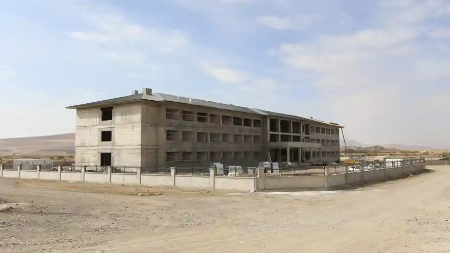 Fizik Tedavi Hastanesi inşaatı devam ediyor