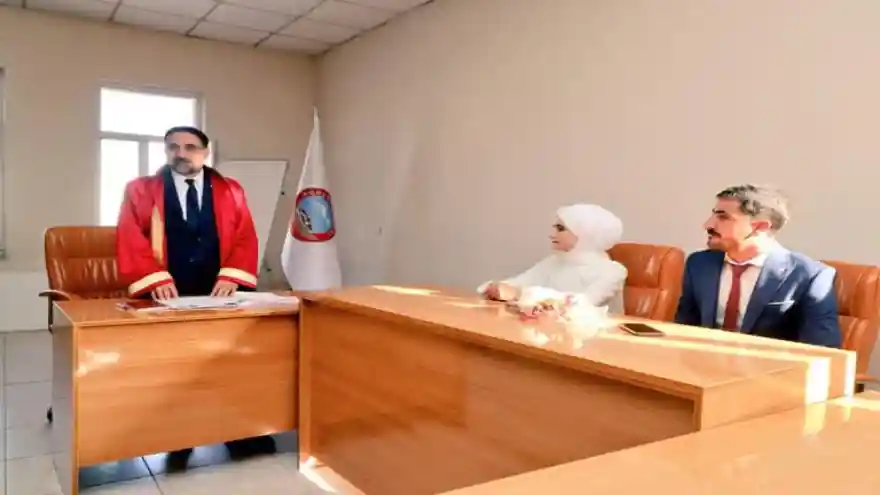 Belediye Başkan Yardımcısı Ahmet Tunç Gazeteci Çiftin Nikahını Kıydı