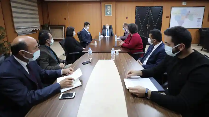 Vali Varol, İl Pandemi Kriz Koordinasyon Merkezini ziyaret etti