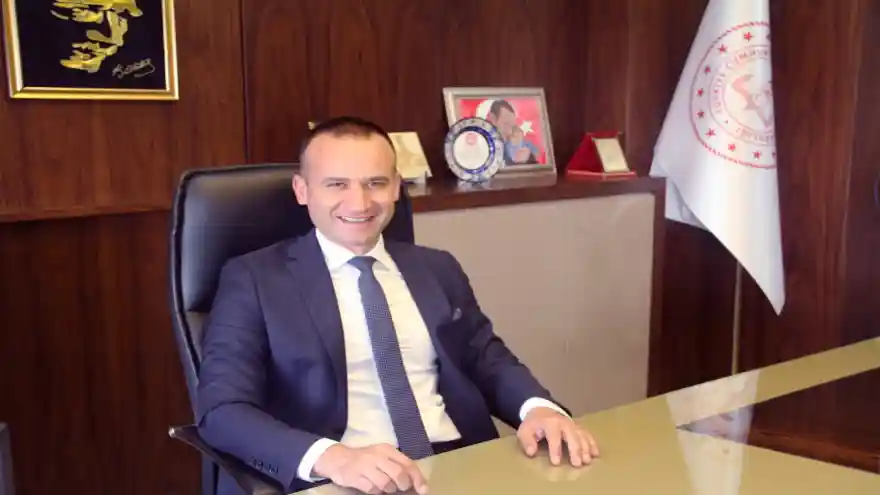 Milli Eğitim Müdürü Tekin’e ödül