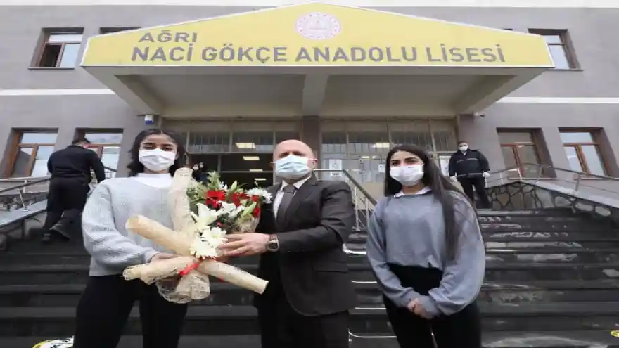 Vali Varol'un Katıldığı Programla “Okulum Benim Evim Projesi” Hayata Geçti