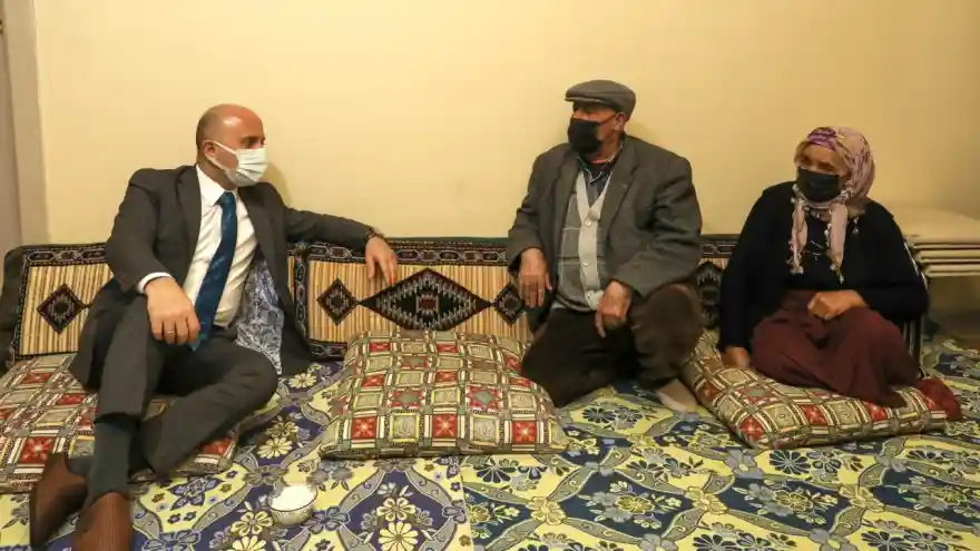 Vali Varol'dan Yaşlılar Haftası Dolayısıyla  Büyüklerimize Ziyaret