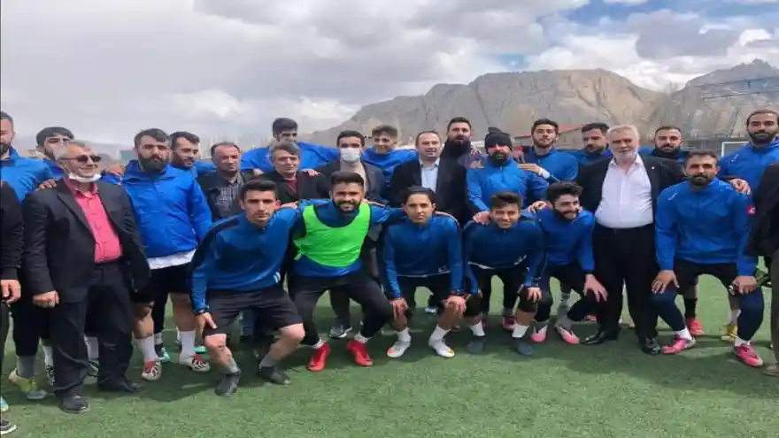 ASKF’DEN BAL TEMSİLCİSİ DOĞUBAYAZIT BELEDİYE SPOR’A ZİYARET