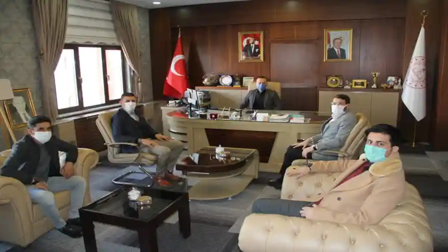 Türkiye Gençlik Vakfı'ndan Ağrı Milli Eğitim Müdürü Tekin'e ziyaret