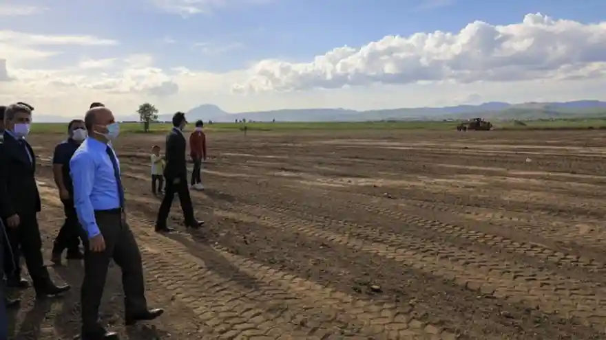 Vali Varol, TRT Parkında İncelemelerde Bulundu
