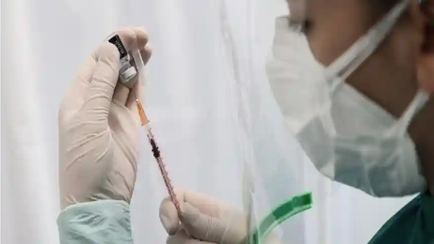 Türkiye'de aşı miktarı 31 milyon 52 bin 924 oldu, Ağrı'da ise 92 bin 312 kişi aşı oldu