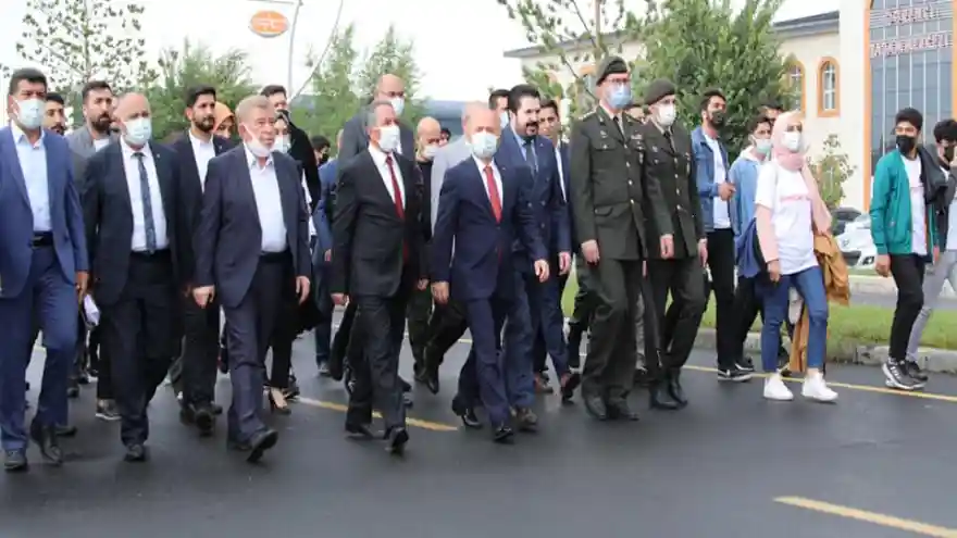 Ağrı'da “15 Temmuz Hain Darbe Girişimi ve Ağrı Halkının Duruşu” Konulu Konferans Yapıldı