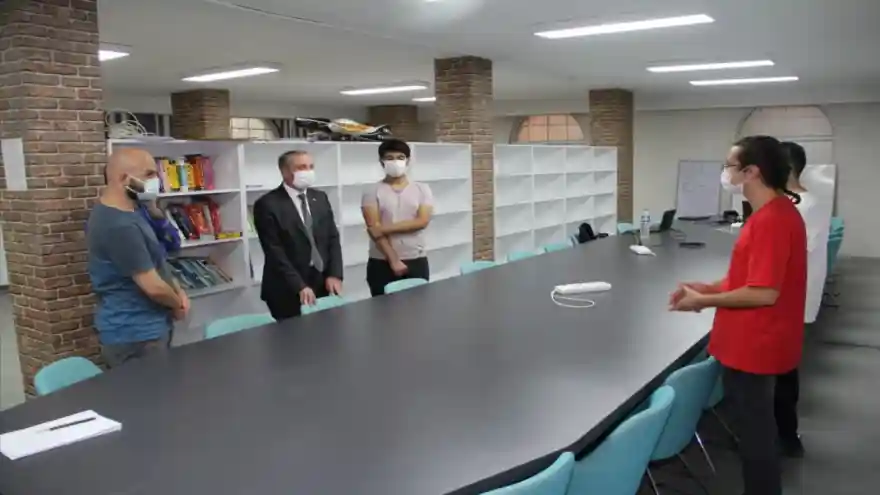 AĞRI MİLLİ EĞİTİM MÜDÜRÜ KÖKREK, E-SINAV VE BİLİM MERKEZİNİ ZİYARET ETTİ