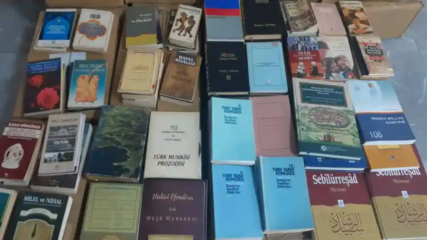 Diyanet Vakfı'ndan Iğdır Üniversitesi Kütüphanesine Kitap Bağışı