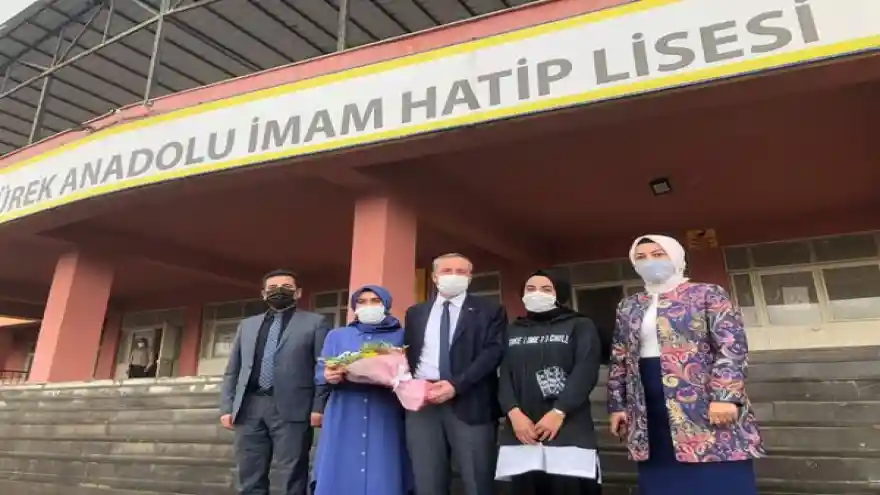 Ağrı Milli Eğitim Müdürü Kökrek, Kentteki Okullarda İncelemelerde Bulundu