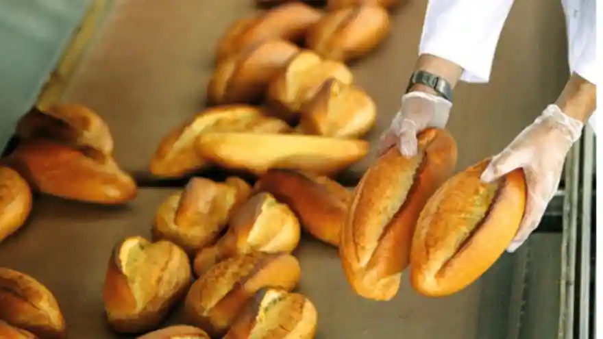 DOĞUBAYAZIT'TA EKMEĞE %50 ZAM YAPILDI