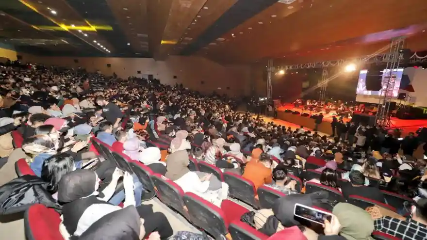 Öğretmenler Kendileri İçin Düzenlenen Konserde Doyasıya Eğlendi