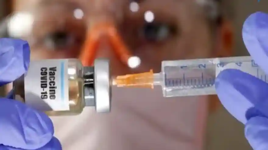 İsrail: İlk işaretlere göre aşılar Omicron'dan koruyor