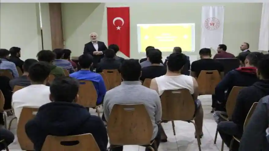 AĞRI MÜFTÜLÜĞÜ KADINA ŞİDDETLE MÜCADELE EDİYOR