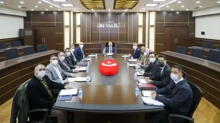 Vali Varol'un Başkanlığında İl Toprak Koruma Kurulu Toplantısı Düzenlendi