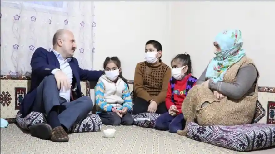 Vali Varol’dan Karaca Ailesine Ziyaret