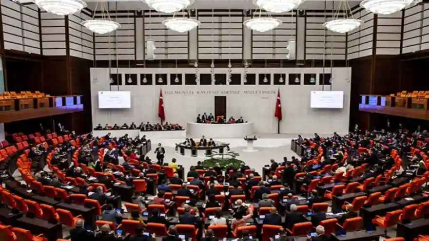 CHP'nin elektrikte KDV kalksın teklifine AK Parti ve MHP'den ret