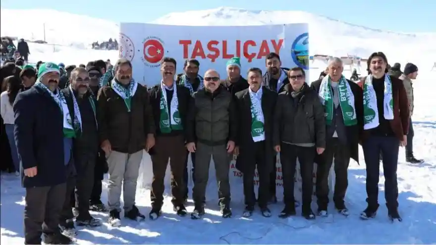 Taşlıçay'da Balık Gölü 1. Kış Festivali Yapıldı