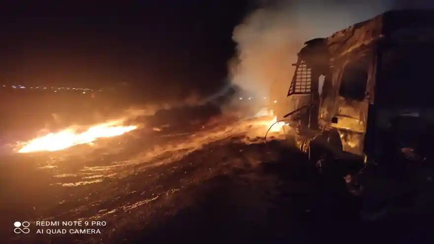 Gürbulak Yolunda Bir Tır Yandı