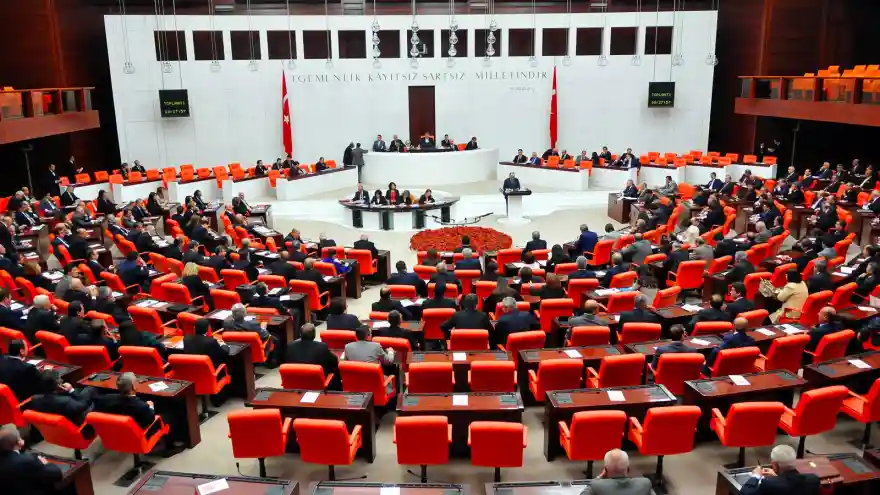 Ağrı Milletvekili Berdan Öztürk 'ünde aralarında Bulunduğu 9’u HDP’li 11 milletvekiline fezleke