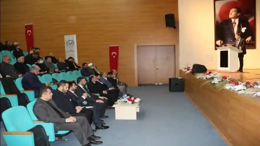 BAŞKANLIK MÜŞAVİRİ GÖKÇEBAY: TOPLUMUMUZ DİYANETE GÜVENİR