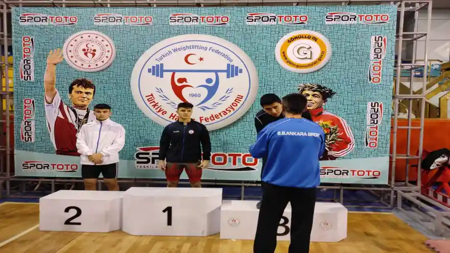 Ağrılı Genç Halterci Batuhan AkbaşTOHM’a Seçildi