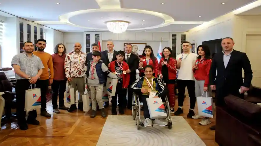 Ağrı İ.Ç. Üniversitesi Sporcularından Büyük Başarı