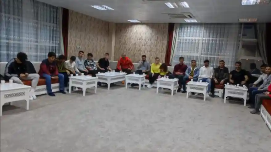 Doğubayazıt'taki Üniversite Öğrencileri Yalnız Bırakılmadı