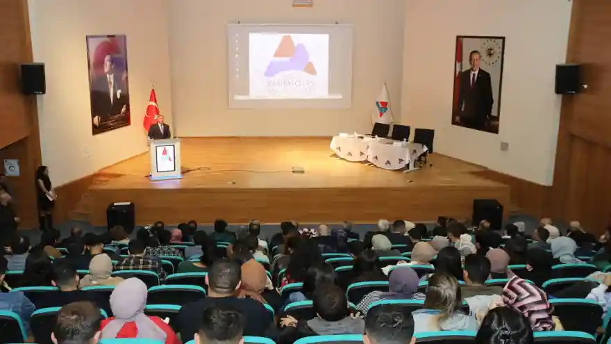 Ağrı 'da "Yükseköğretimde Kalite Güvence Sistemi ve Öğrenci Katılımı" Semineri Düzenlendi
