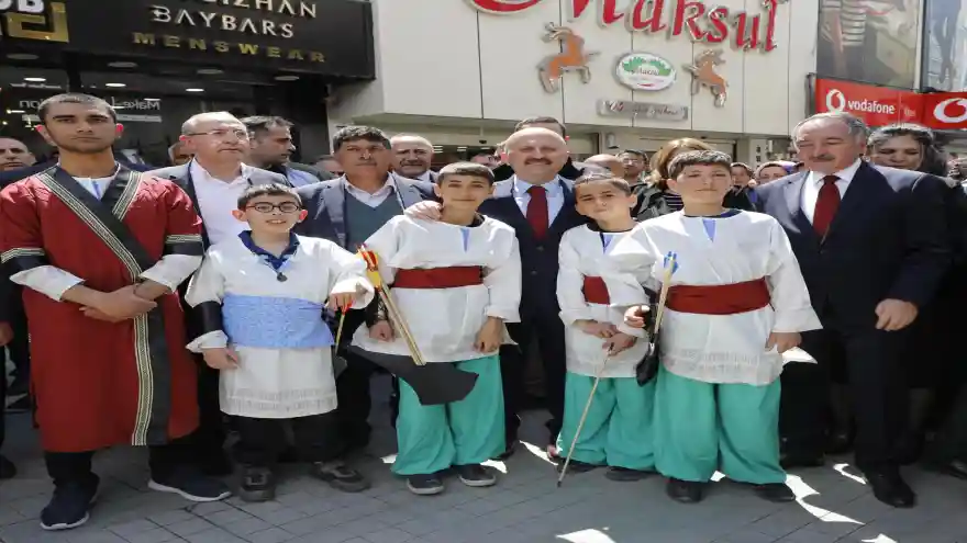 Ağrı'da, 19 Mayıs Atatürk’ü Anma, Gençlik ve Spor Bayramı Coşkuyla Kutlandı