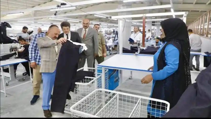 Ağrı'da açılan, Ret Grup Tekstil’e Ziyaret